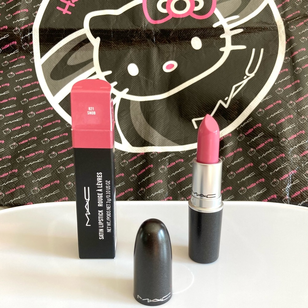 💄HP!💄MAC Satin Lipstick Snob